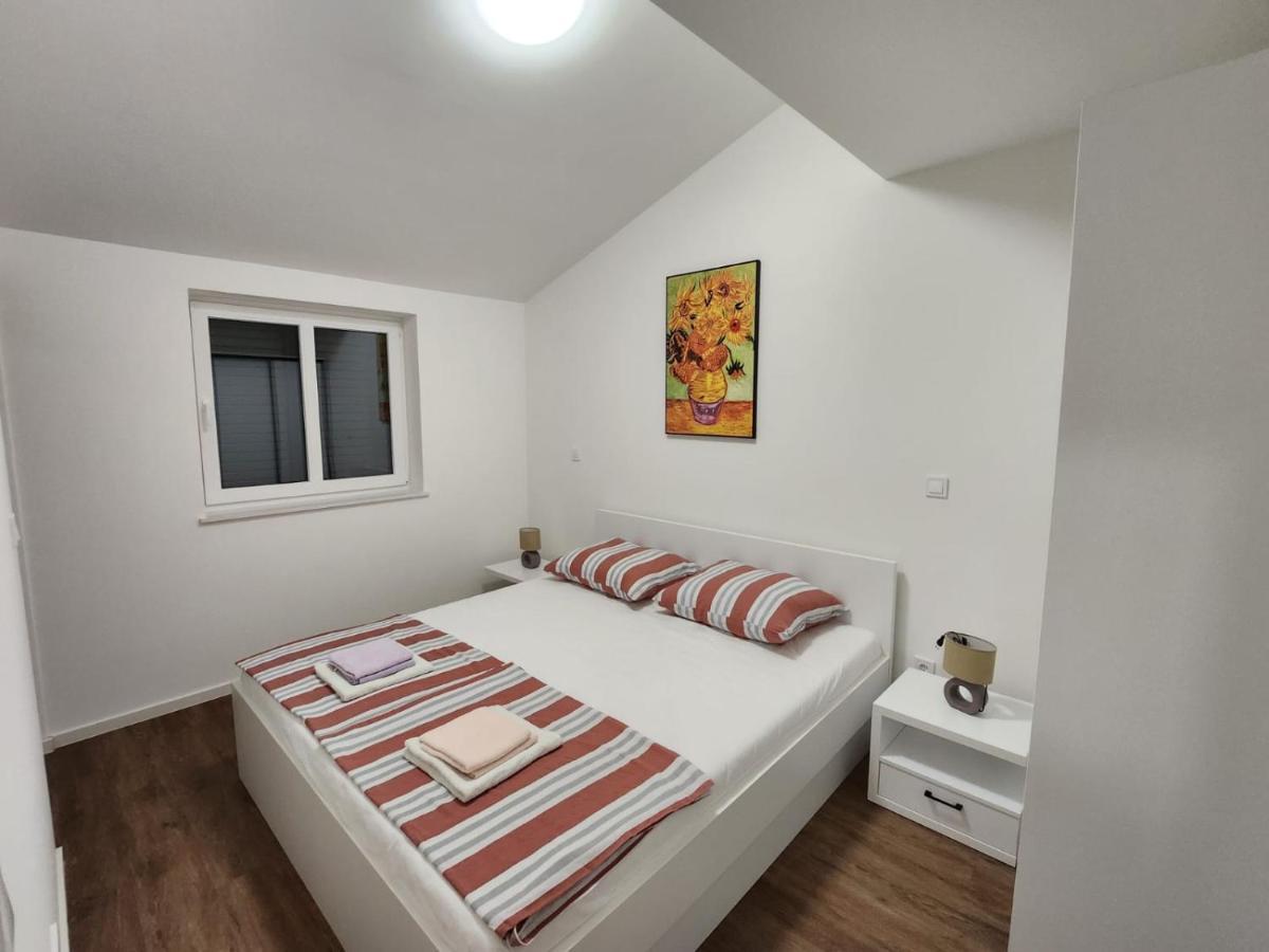 Apartmani M&L I M&J Малинська Екстер'єр фото