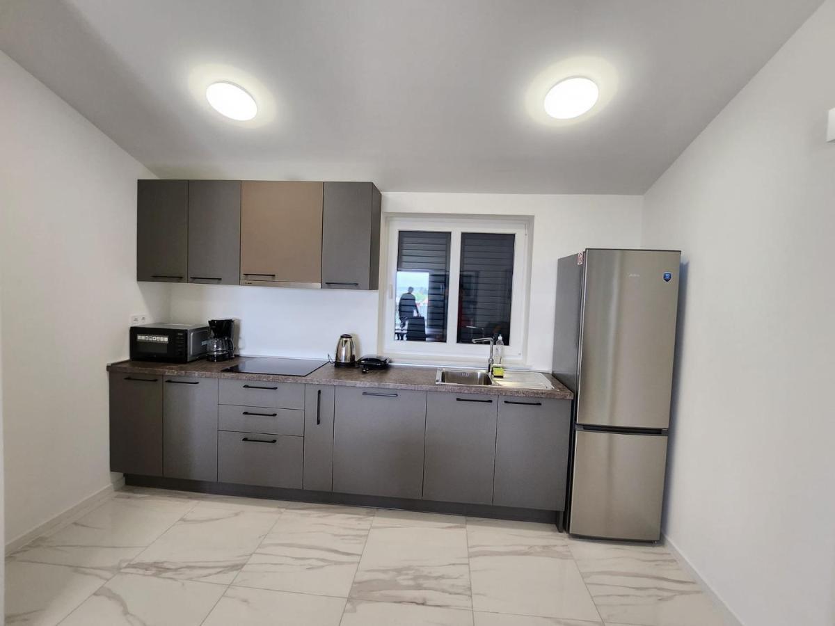 Apartmani M&L I M&J Малинська Екстер'єр фото