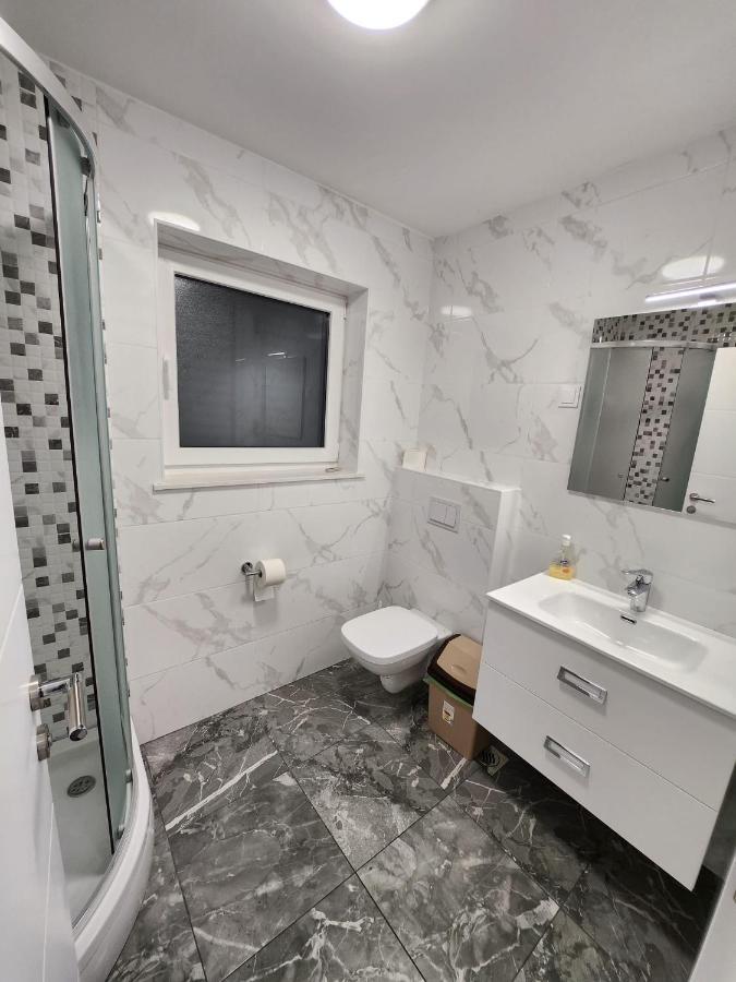 Apartmani M&L I M&J Малинська Екстер'єр фото