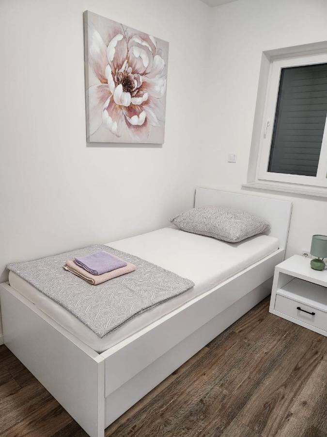 Apartmani M&L I M&J Малинська Екстер'єр фото